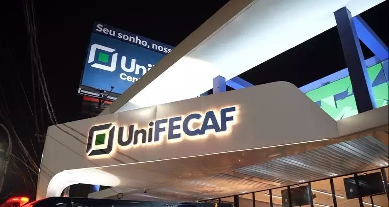 fachada da UniFECAF.jpg
