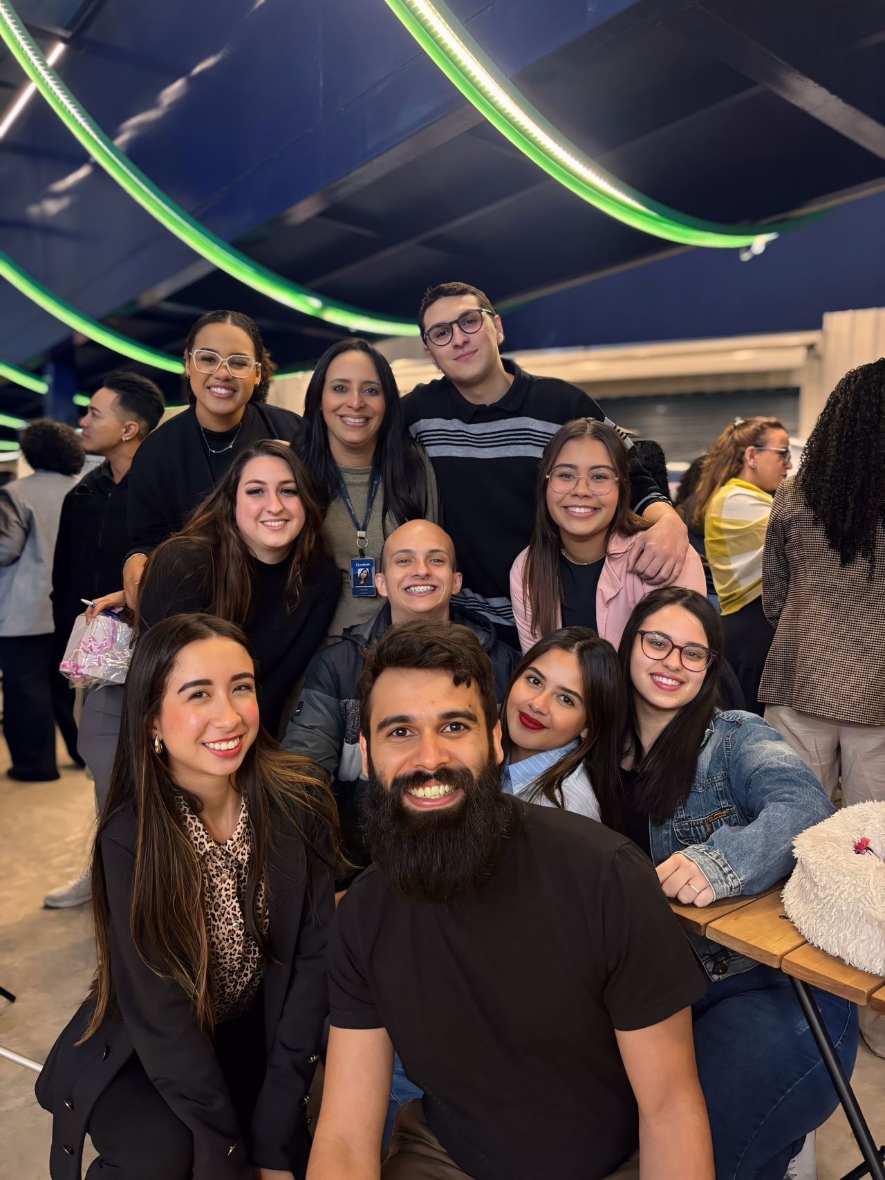 Alunos na semana de psicologia da UniFECAF.jpg