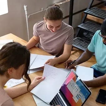 Imagem que representa de maneira visual o curso