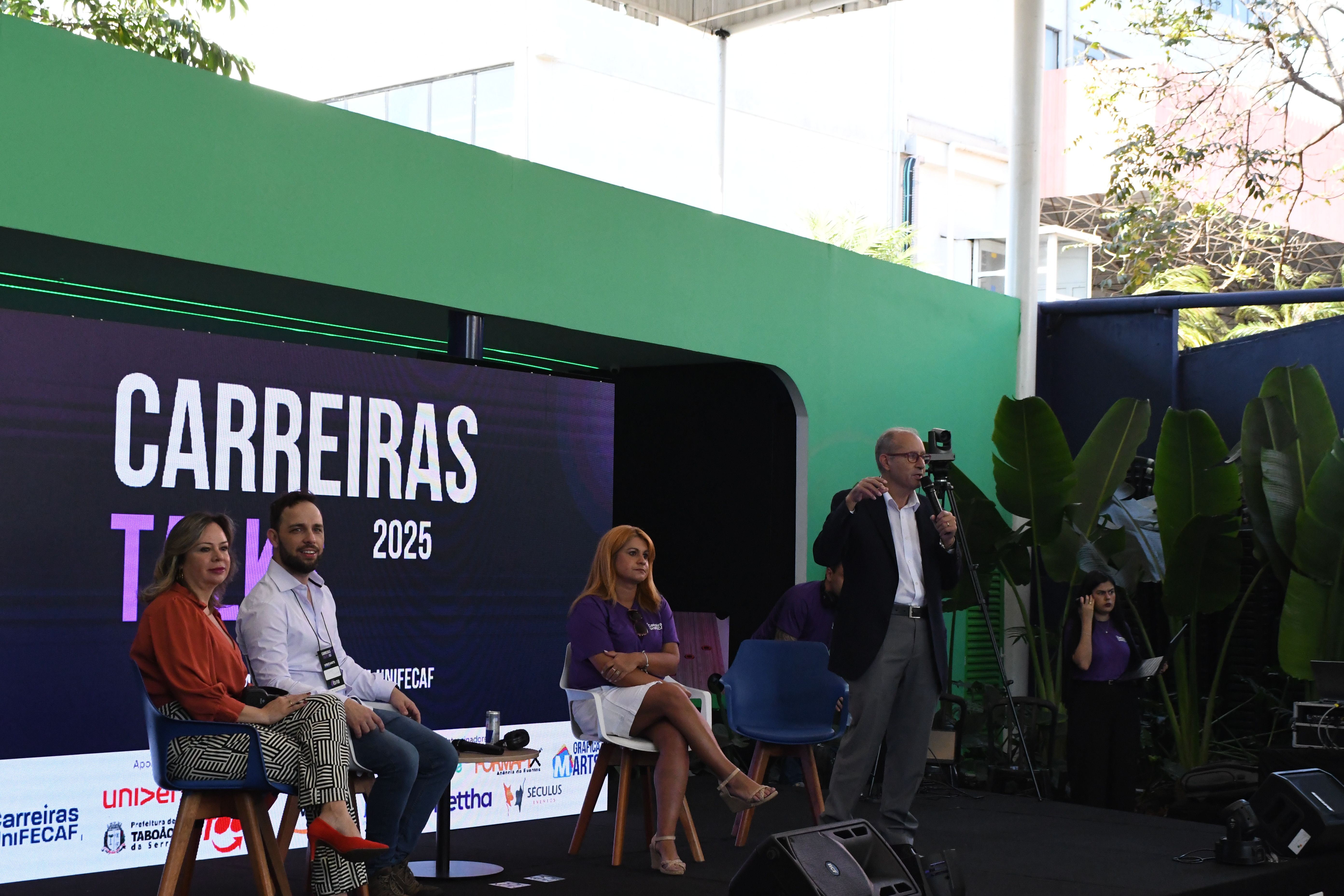 Representantes da UniFECAF no carreiras talks 2025