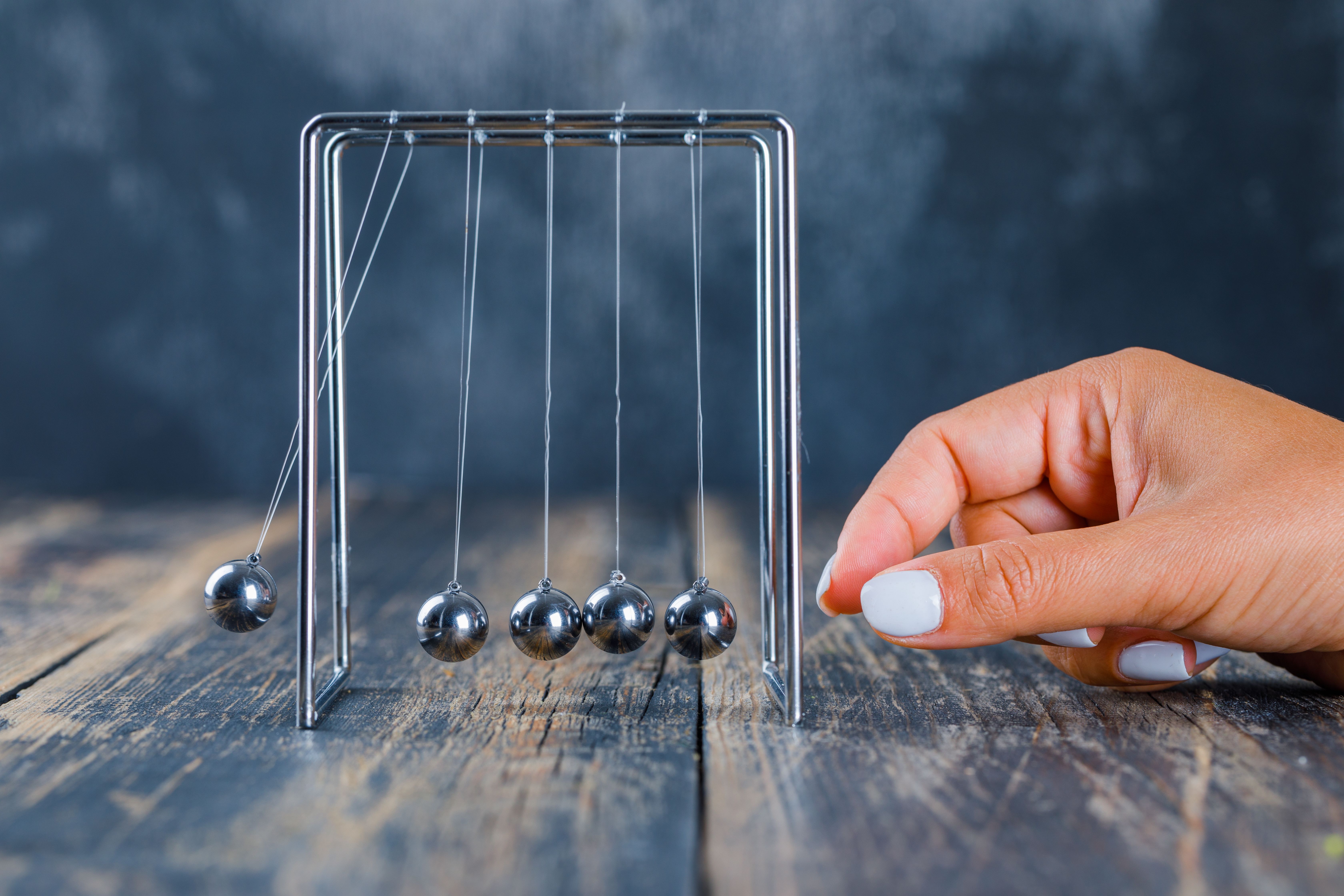 Estática: Fundamentos e Aplicações na Mecânica